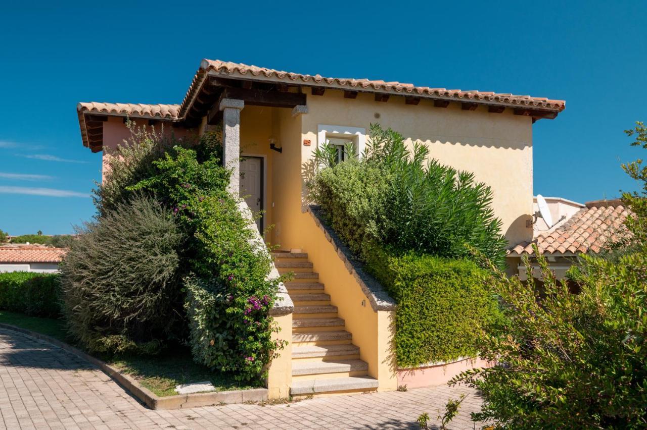 S'Abba Seafront Apartments - Your House In Sardinia Golfo Aranci Exteriör bild