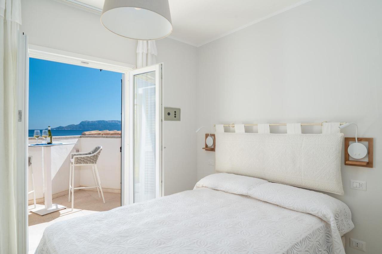 S'Abba Seafront Apartments - Your House In Sardinia Golfo Aranci Exteriör bild