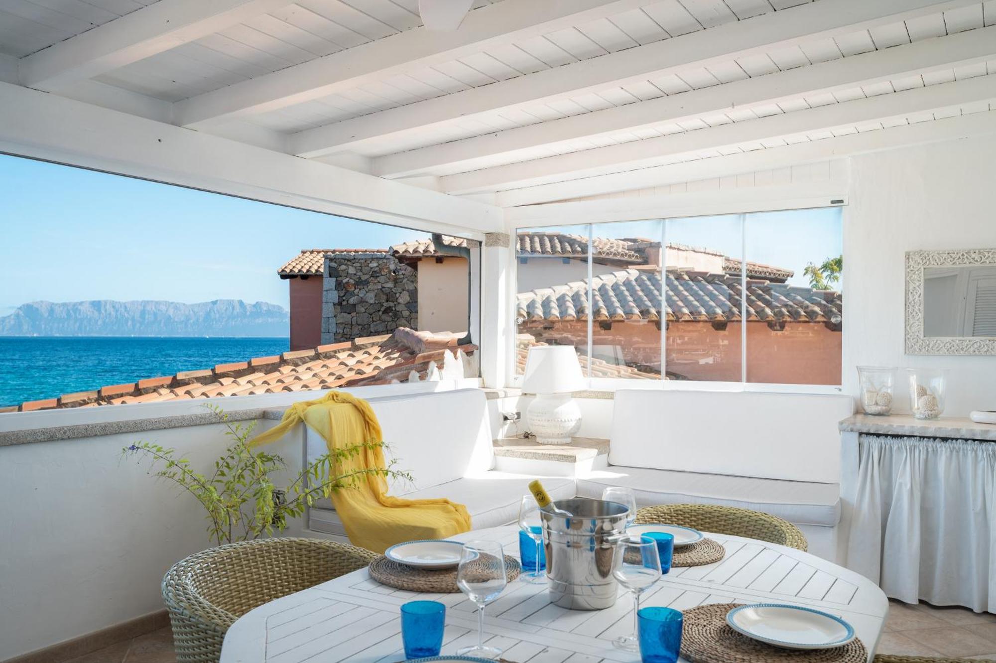 S'Abba Seafront Apartments - Your House In Sardinia Golfo Aranci Exteriör bild