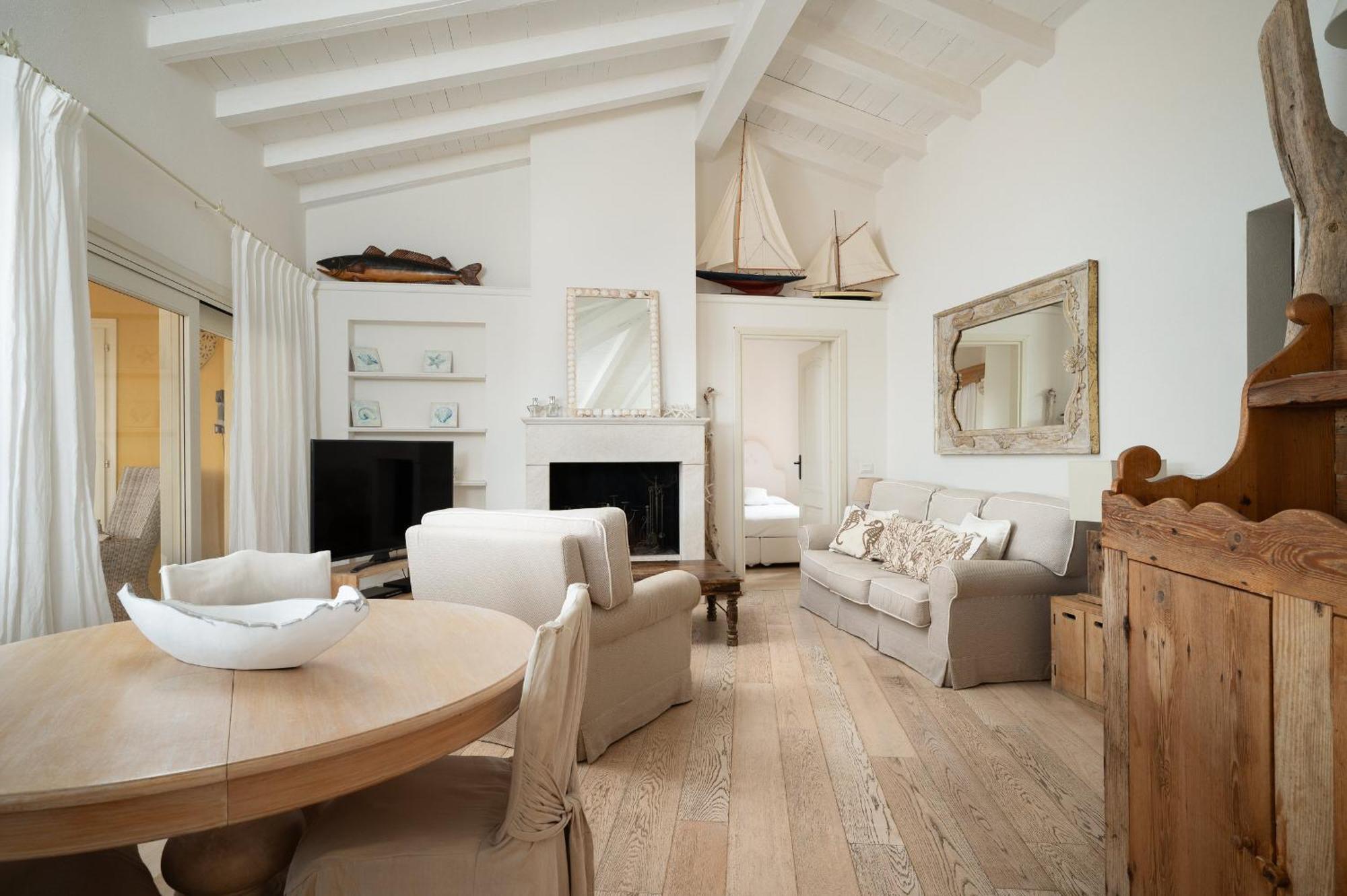 S'Abba Seafront Apartments - Your House In Sardinia Golfo Aranci Exteriör bild