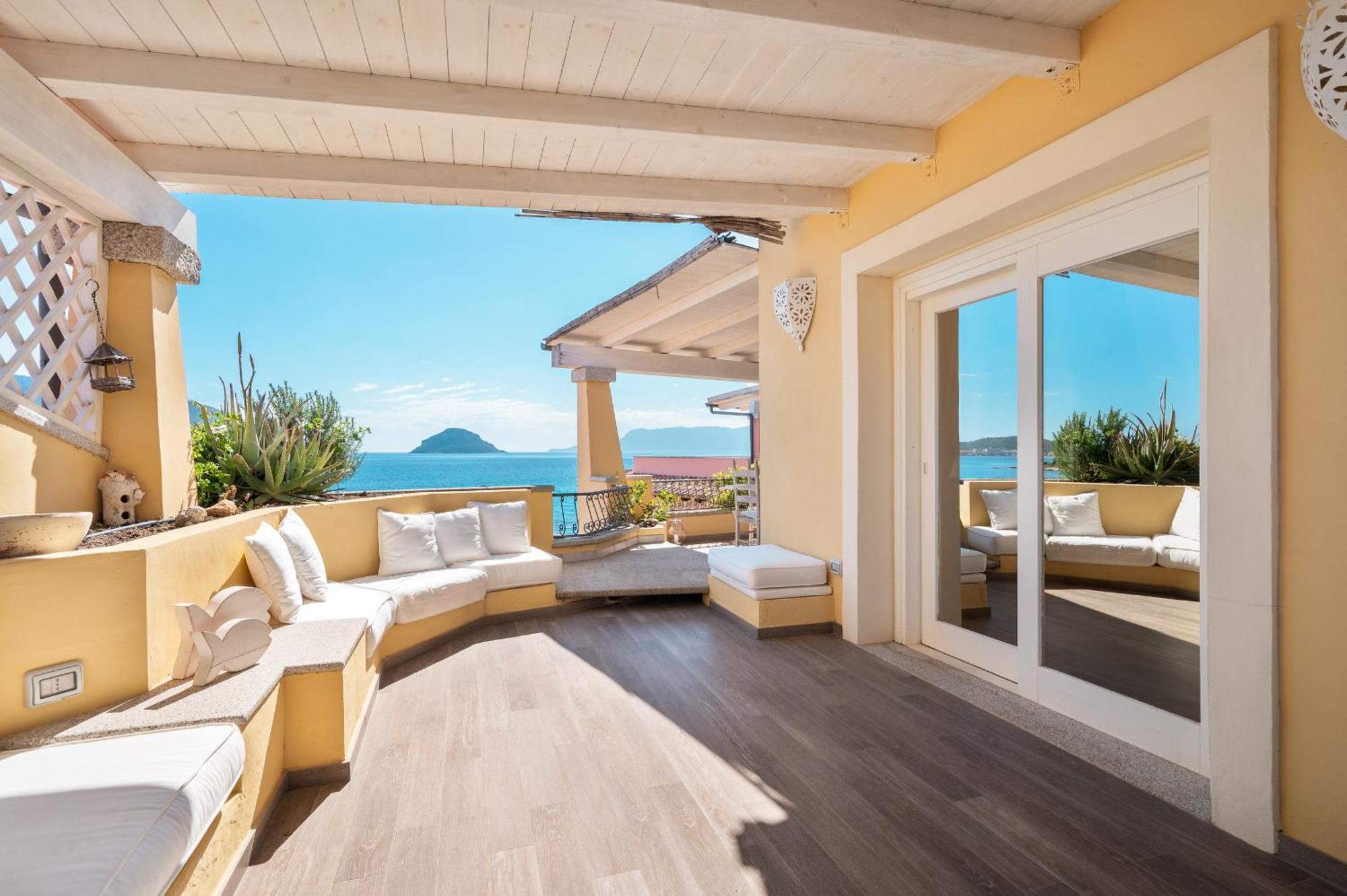 S'Abba Seafront Apartments - Your House In Sardinia Golfo Aranci Exteriör bild