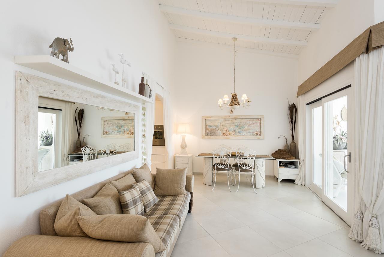 S'Abba Seafront Apartments - Your House In Sardinia Golfo Aranci Exteriör bild